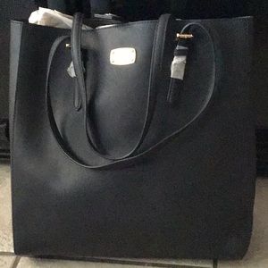 Large Michael kors tote